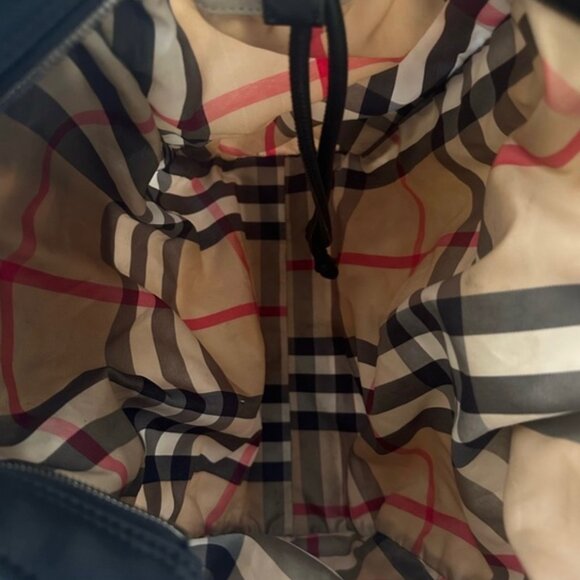Burberry Nylon Tote Bag wth Check lining - Picture 5 of 9